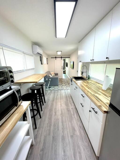 1Bed 1Bath Container Home Centrally Located Cypress Gardens المظهر الخارجي الصورة
